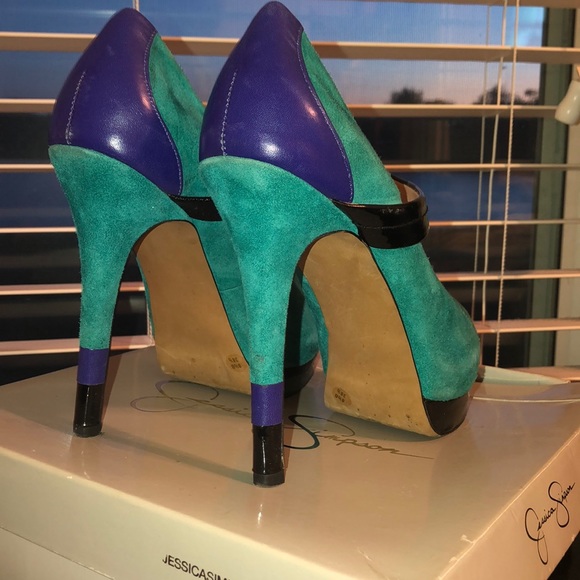 Jessica Simpson Heels - Picture 4 of 8